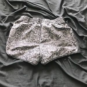 Women’s swimming shorts